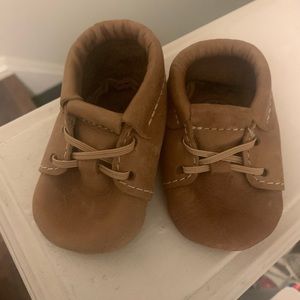 Freshly picked size 1 (baby) oxford moccasins